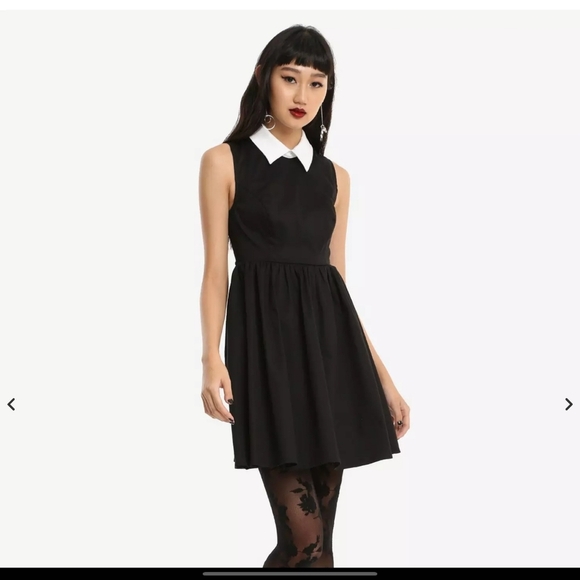 Hot Topic Fit & Flare Collar Sleeveless Tie Back Goth Dress Black White Large - Picture 1 of 12